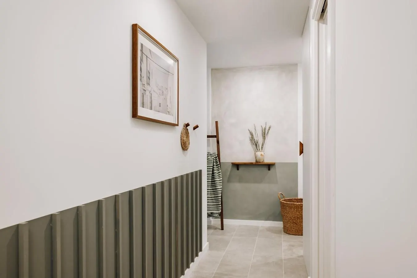Mojacar - 2 Bedrooms In Eixample Esquerra Barcelona