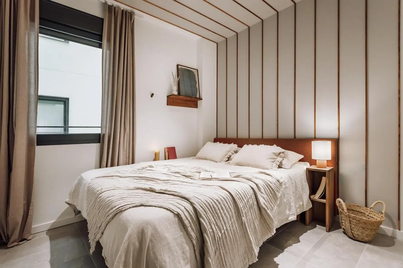 Mojacar - 2 Bedrooms In Eixample Esquerra Barcelona 0*,